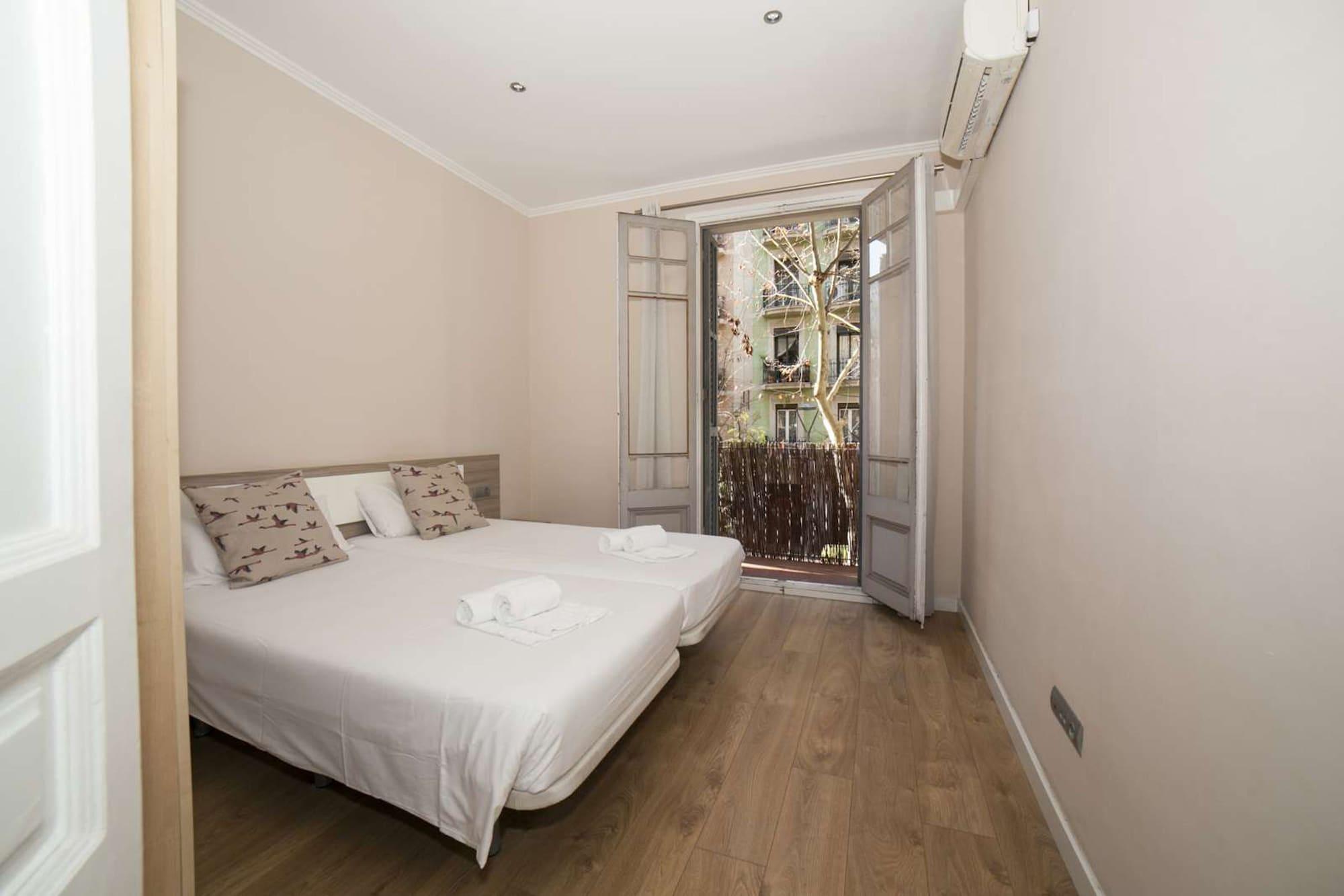 Sagrada266 By Chicstays Barcelona Exterior photo